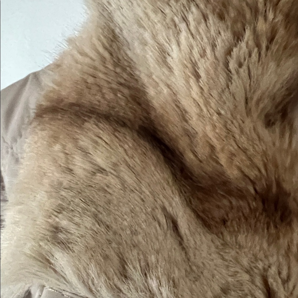 Calvin Klein Women's Beige Quilted Vest - Picture 5 of 6